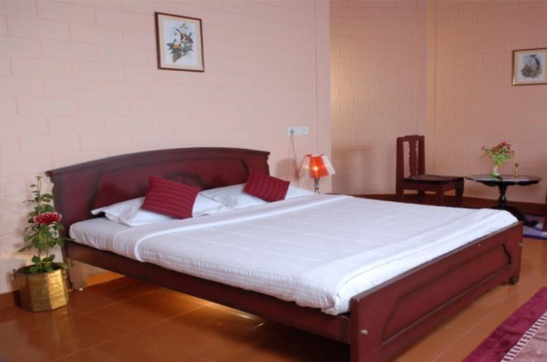 Sunbird Garden Resort Krishnagiri Quarto foto