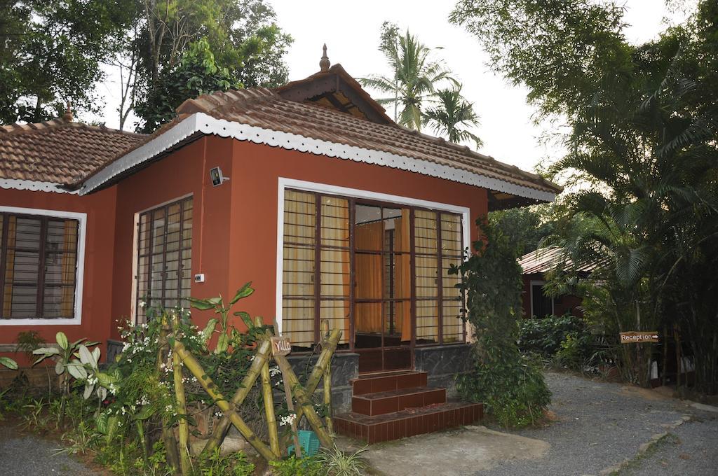 Sunbird Garden Resort Krishnagiri Quarto foto