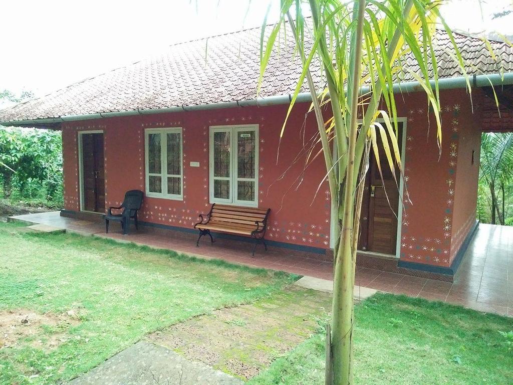 Sunbird Garden Resort Krishnagiri Exterior foto